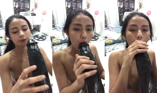 Bokep bebasindo.com abg jilain dildo jumbo