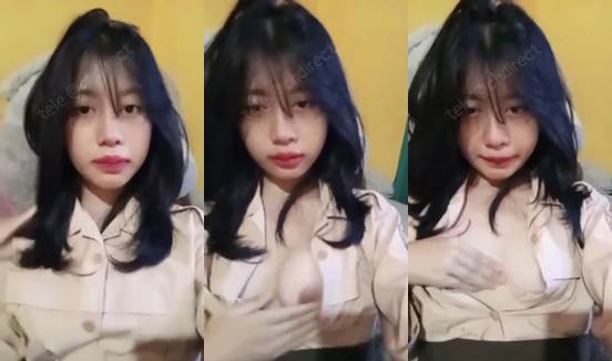 Bokep pramuka colmek sambil mainin uting